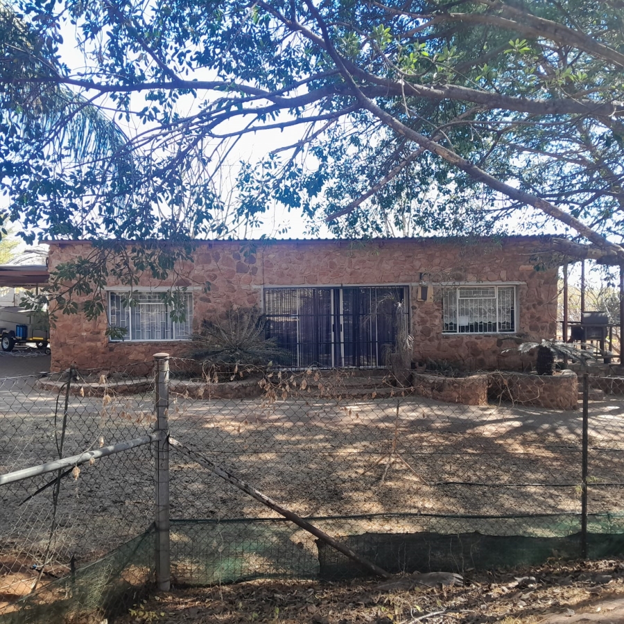 3 Bedroom Property for Sale in Schietfontein North West